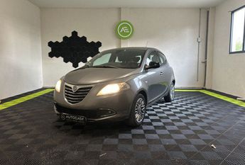  Voir d&eacute;tails -Lancia Ypsilon II 1.2 8v 69 cv Gold Stop&Start 5p &agrave; Sarrians (84)