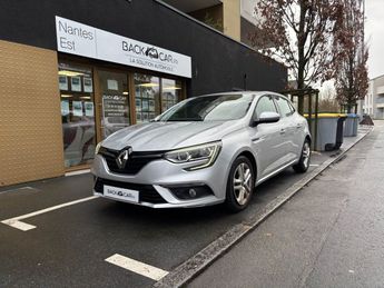  Voir d&eacute;tails -Renault Megane IV BERLINE dCi 110 Energy EDC Zen &agrave; Nantes (44)