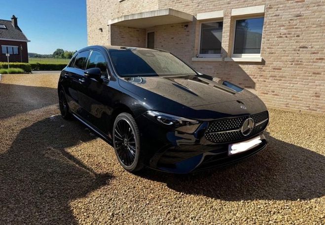 Mercedes Classe A Berline 250 e 8G-DCT AMG Line Noir de 2023