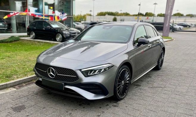 Mercedes Classe A Berline 250 e 8G-DCT AMG Line Argent de 2024