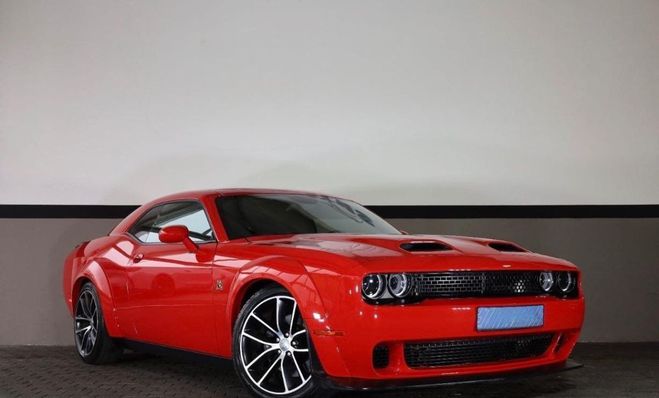 Cliquer pour voir la photo suivante Dodge Challenger V8 6.4L SRT ScatPack Rouge de 2016