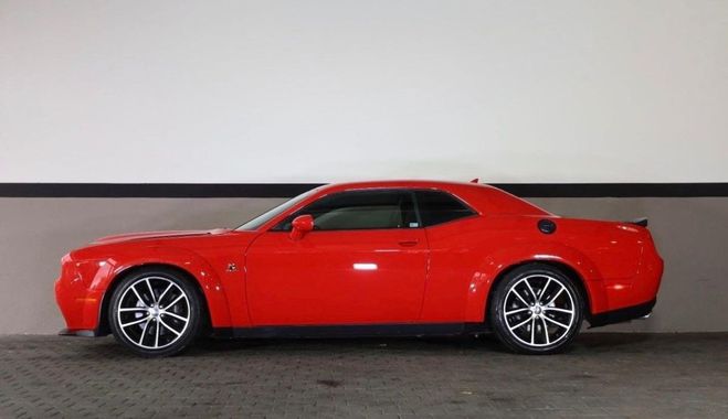 Dodge Challenger V8 6.4L SRT ScatPack Rouge de 2016