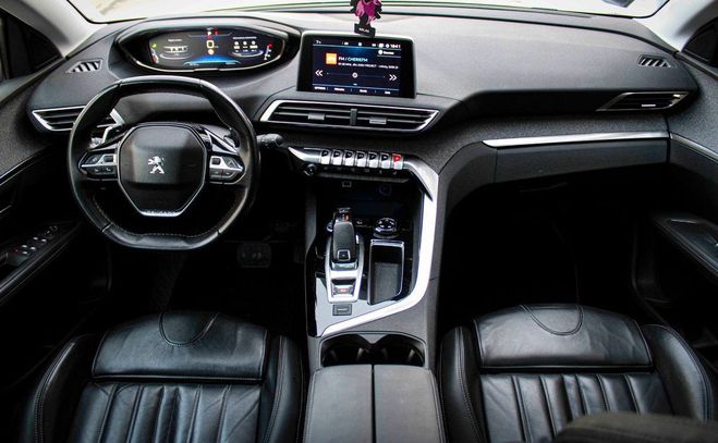 Peugeot 3008 generation 1.2 puretech 130 ch gt line t Blanc de 2017