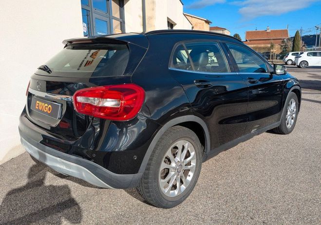 Mercedes Classe GLA Classe 200 cdi inspiration Noir de 2015