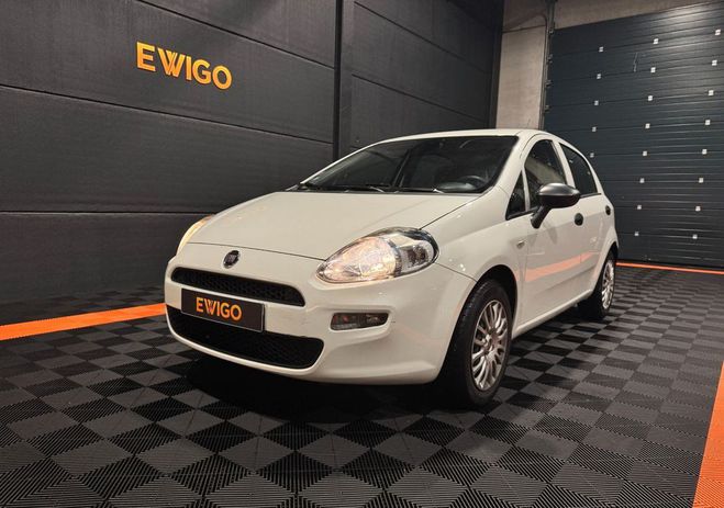 Fiat Punto Evo 1.2 70ch distribution a jour roue de Noir de 2017