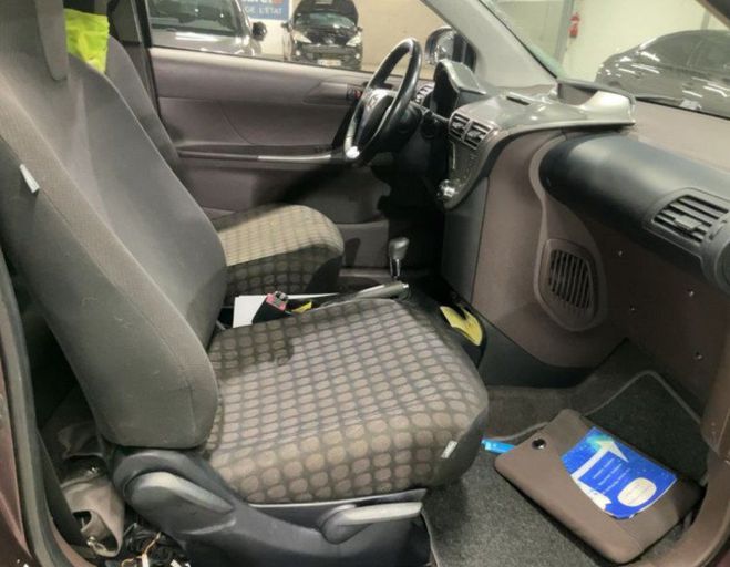 Toyota Iq 68 VVT-I MULTIDRIVE Violet de 2010