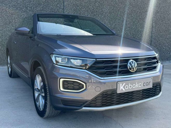 Cliquer pour voir la photo suivante Volkswagen T Roc Cabriolet 1.5 TSI Style -- GARANTIE 12 M Gris Métallisé de