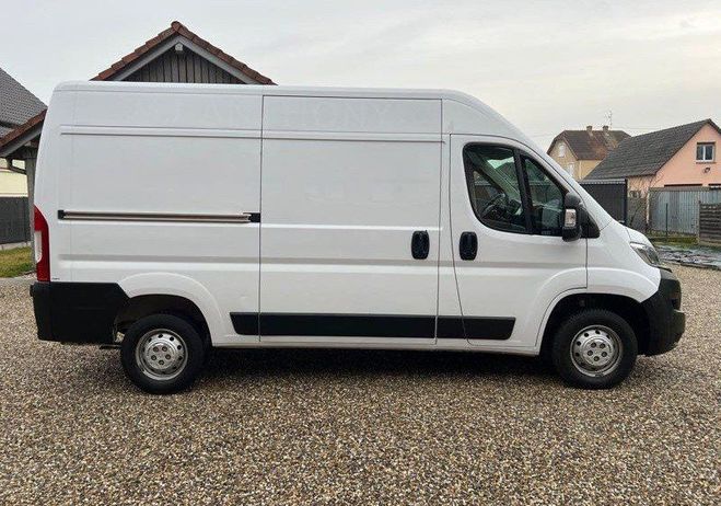 Opel Movano 17 491 HT L2H2 Business Connect 140ch Blanc de 2023