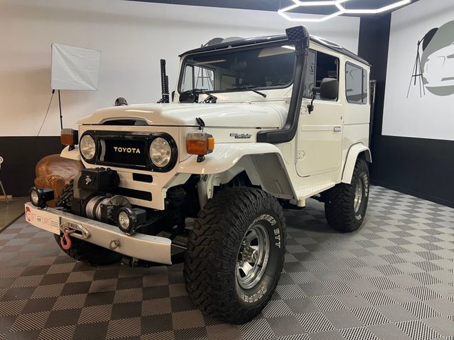 Toyota Land Cruiser FJ Blanc de 1978