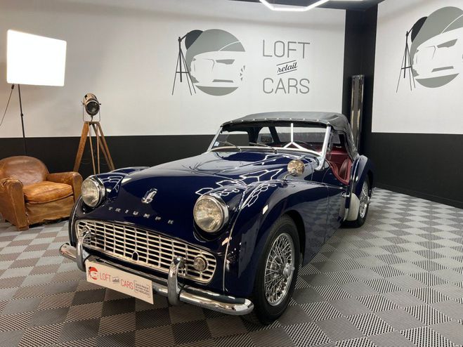 Triumph TR3 OVERDRIVE BLEU FONCE de 1958