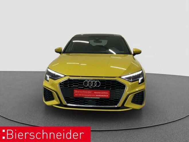 Audi A3 Sportback 30 TDI S-Line PANO B&O HuD ACC Jaune M�tallique de 
