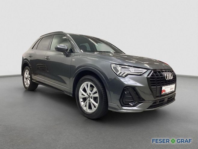 Audi Q3 S line 35 TFSI S tronic LED ACC Navi RFK Gris M�tallique de 