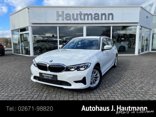 BMW Serie 3 318 d Touring Advantage  1.HAND LED NAVI Afficher Plus de 