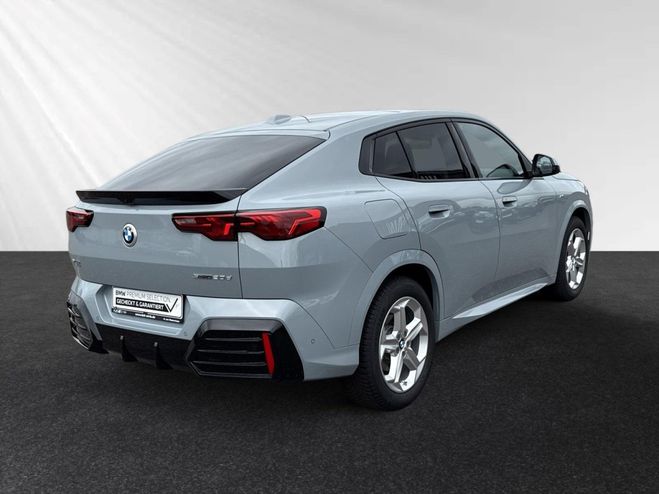 BMW X2 sDrive20d M Sport AHK Pano Head-Up H/K Gris M�tallique de 