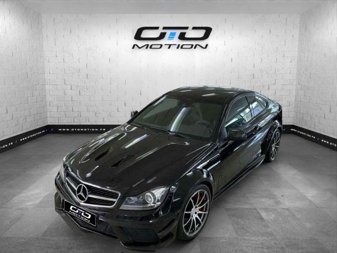 Mercedes Classe C Coupe Sport 63 AMG Black Series C63 Noir de 2012