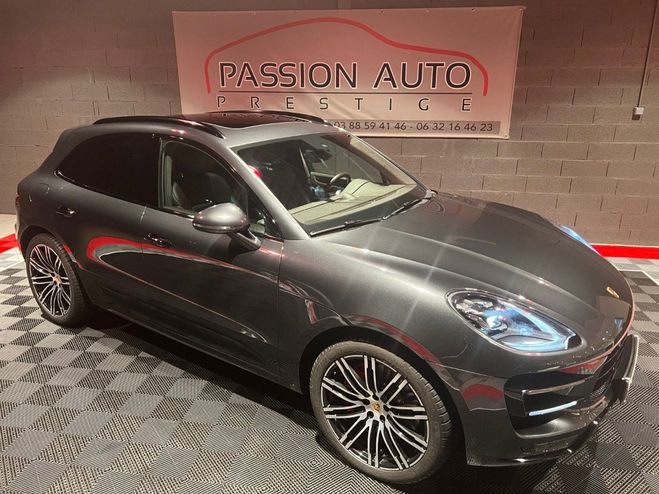 Porsche Macan TURBO / 3.6 /V6 /Pack Performance 440ch  - Gris - Volcan - M�tallis� de 2017