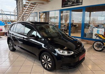  Voir d&eacute;tails -Volkswagen Touran 1.5 TSI DSG SERIE SPECIALE GOAL 7 PLACES &agrave; M�teren (59)