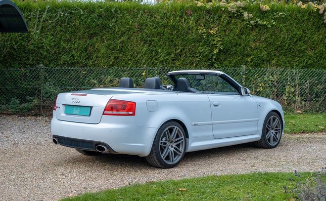 Audi RS4 Cabriolet 4.2l V8 420ch Exclusive / Gris Gris Suzuka de 2007