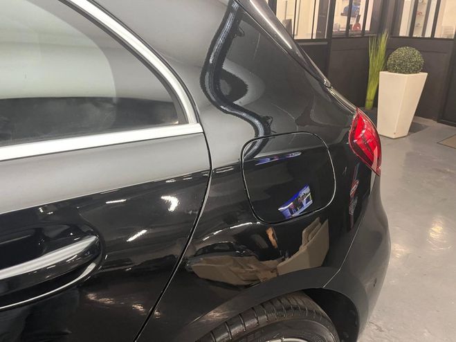 Mercedes Classe A 1.3 HYB 250 E AMG LINE DCT Noir de 2021
