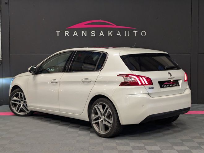 Peugeot 308 1.2 PureTech 130ch EAT6 Allure - TOIT PA Blanc de 2015