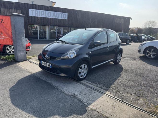 Toyota Aygo 1.4 D - 54 Confort GRIS FONCE de 2008