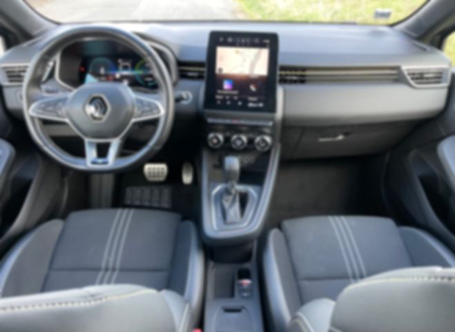 Renault Clio V 1.6 eTECH 145H FULL HYBRID ENGINEERED  de 2023