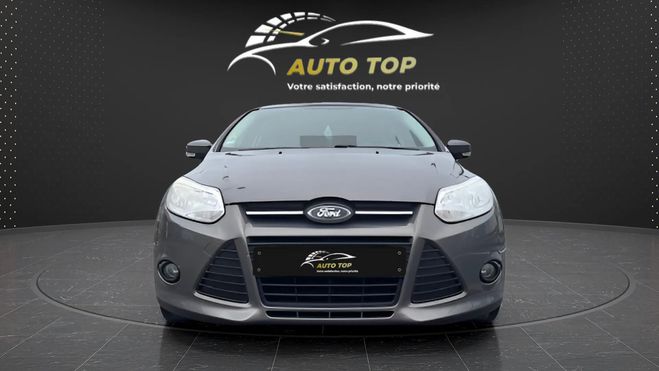 Ford Focus 1.6 TDCI 115CH FAP STOP&START TREND 5P GRIS F de 2012