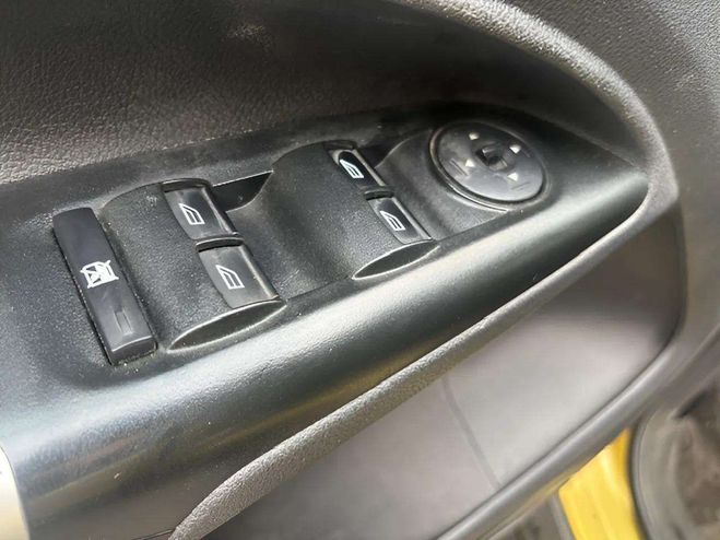 Ford GRD TOURNEO CONNECT 1.5 TD 120CH STOP&START TREND EURO6 JAUNE de 2017