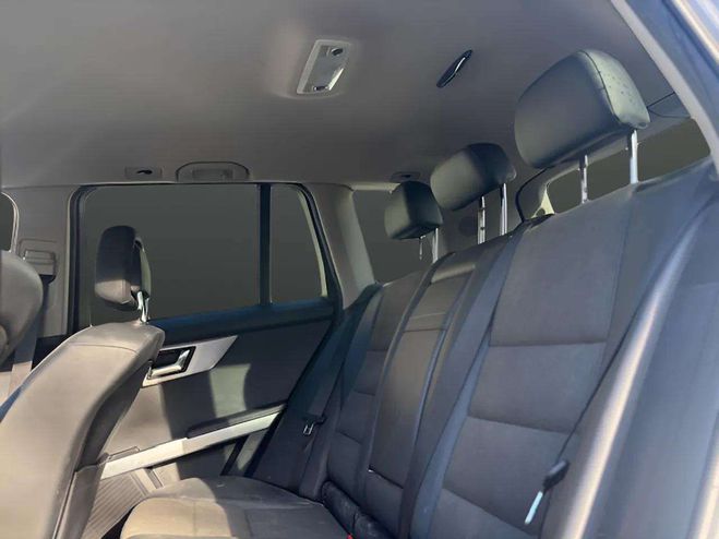 Mercedes Classe GLK 220 CDI BE 4 MATIC GRIS C de 2011