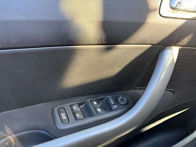 Peugeot 308 1.6 HDI110 PREMIUM FAP BMP6 5P GRIS F de 2008