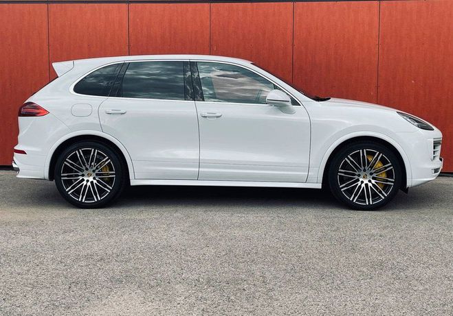 Porsche Cayenne II 4.8 570ch Turbo S Origine France Blanc de 2016