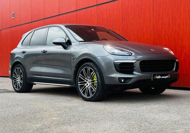 Porsche Cayenne s e-hybrid 416 ch origine france Gris de 2015
