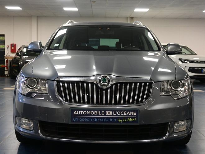 Skoda Superb COMBI 2.0 TDI 170 CR FAP Elegance 2 DSG Gris Bleut� de 2012