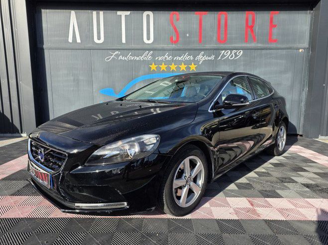 Cliquer pour voir la photo suivante Volvo V40 T4 180CH START&STOP MOMENTUM POWERSHIFT Noir de 2014