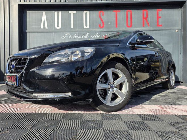 Volvo V40 T4 180CH START&STOP MOMENTUM POWERSHIFT Noir de 2014