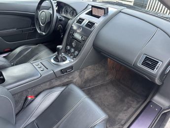  Voir d&eacute;tails -Aston martin V8 VANTAGE 4.3i MANUAL GEAR | 1owner &agrave; Moerkerke (83)