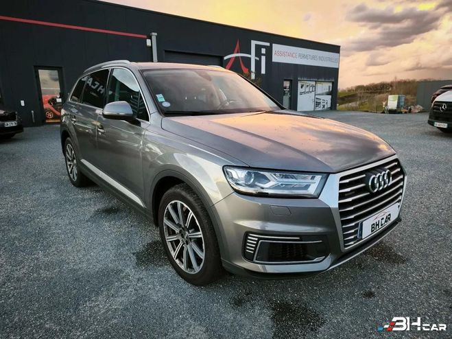 Audi Q7 3.0 TDI E-TRON 373H 260 PHEV HYBRID AMBI Gris de 2017