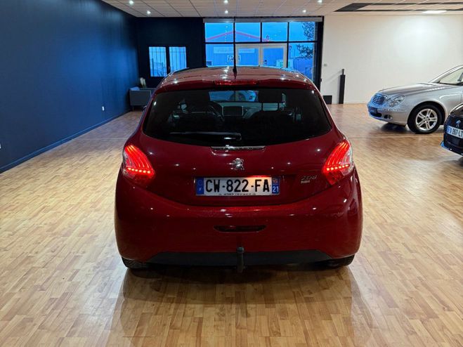 Peugeot 208 1.6 e-HDi 92ch FAP BMP6 Allure Rouge de 2013