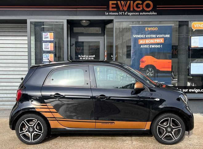 Smart Forfour 0.9 t 90ch prime twinamic bva6 toit pano Noir de 2019