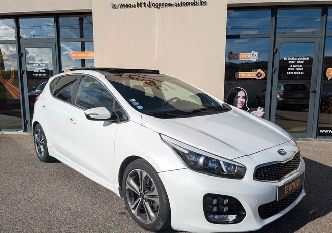 Kia Ceed d Ceed 1.0 t-gdi 120 gt line toit ouvran Blanc de 2017