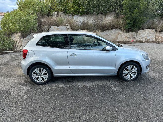 Volkswagen Polo 1.6 TDI 90CH BLUEMOTION FAP MATCH 5P Gris C de 2013