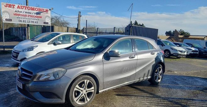 Mercedes Classe A 180 CDI 1.8 109 INSPIRATION 7-G DCT Gris de 2014