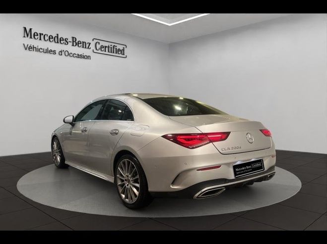 Mercedes Classe CLA 200 d 150ch AMG Line 8G-DCT 8cv Noir Cosmos M�tallis� de 2023
