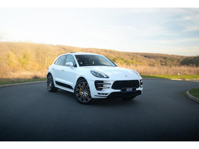 Porsche Macan Turbo Pack Performance 440ch 3.6i V6 - 4 BLANC de 2017