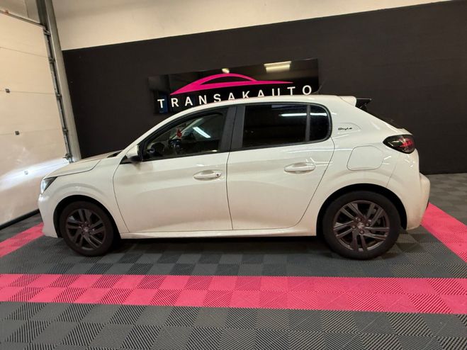 Peugeot 208 PureTech 75 SS BVM5 Style / Suivi Comple Blanc de 2021