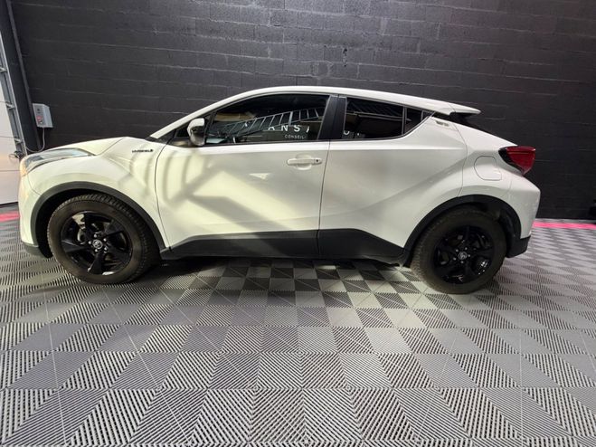Toyota C HR HYBRIDE PRO 122h Dynamic Business Blanc de 2017