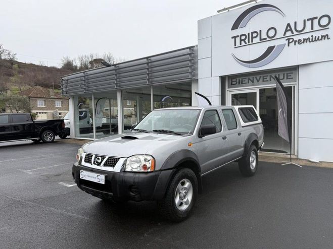 Nissan Pick Up 2.5 Di 4x4 DOUBLE CABINE D22 ATTELAGE GRIS CLAIR de 2002
