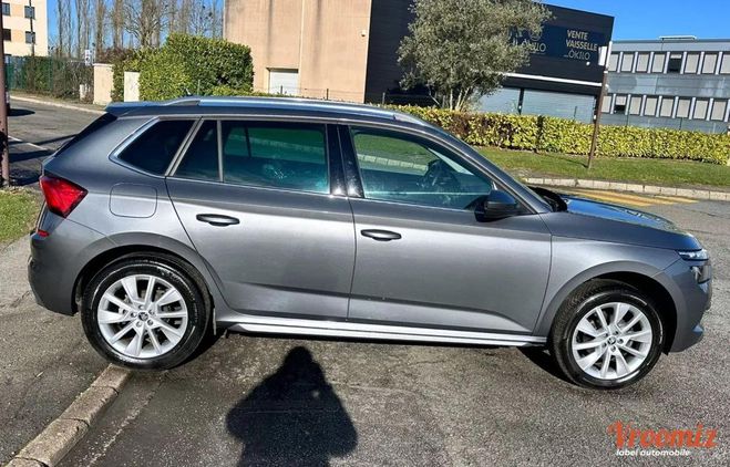 Skoda Kamiq Style 1.0 TSI 110CV BVA7 09/2023 15000HT Gris de 2023