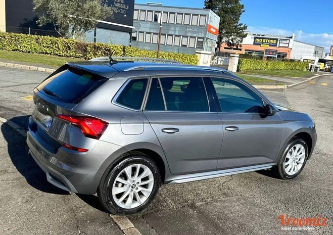 Skoda Kamiq Style 1.0 TSI 110CV BVA7 09/2023 15000HT Gris de 2023