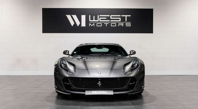 Ferrari 812 Superfast V12 800 ? IMMAT FRANCE Lift Carbone Disp Gris de 2019